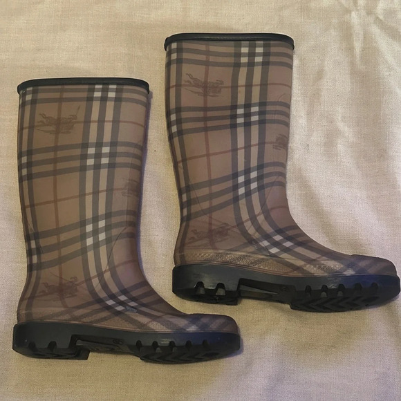 Burberry Wellington Boots - Picture 1 of 2